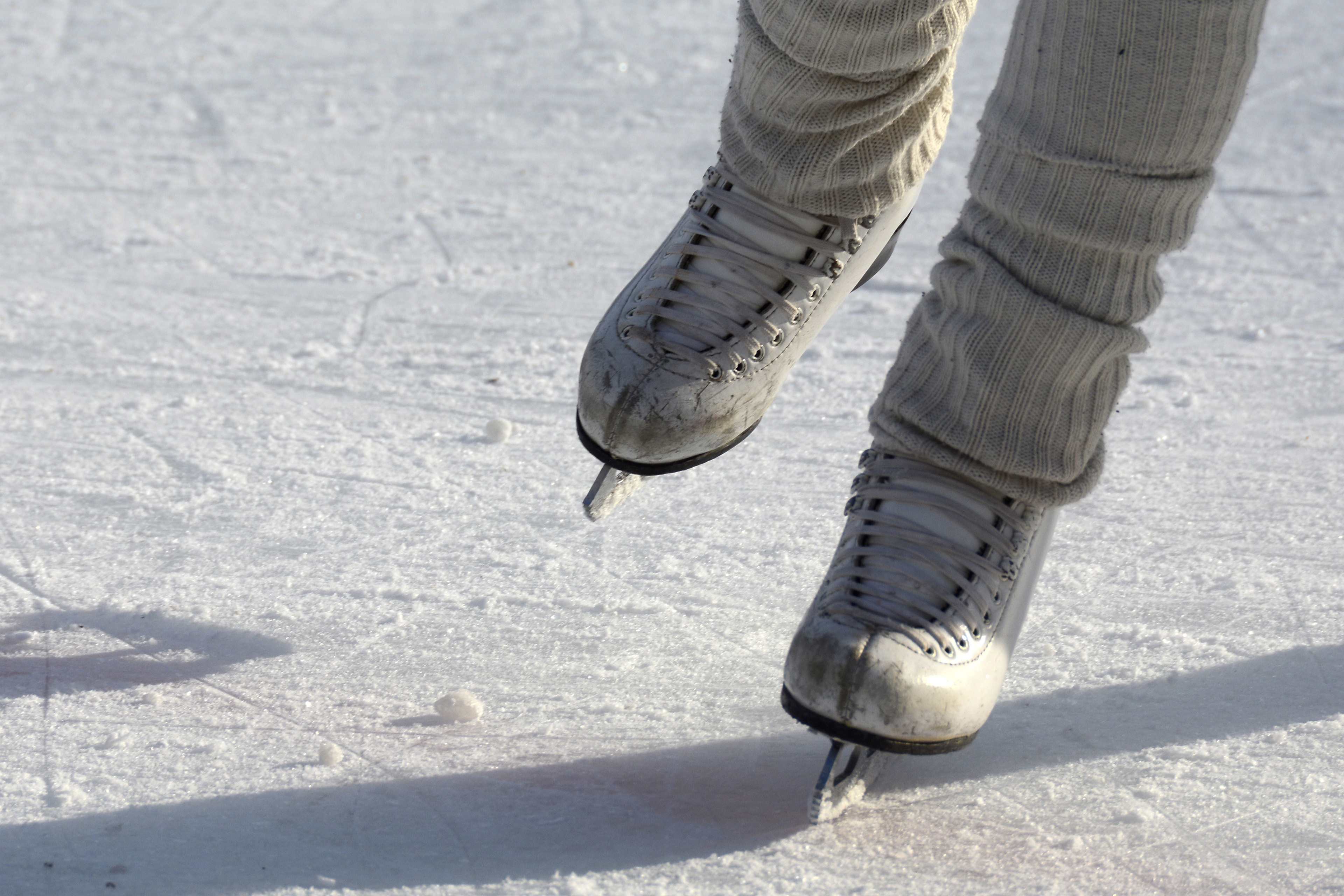 - Skates, Figure Skating, Drive, Sport, Winter, Cold - Skates, Figure Skating, Drive, Sport, Winter, Cold
